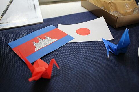カンボジア宛のEMS料金の目安と実例を詳しく解説！日本からカンボジアに安く送る輸送代行会社を紹介！