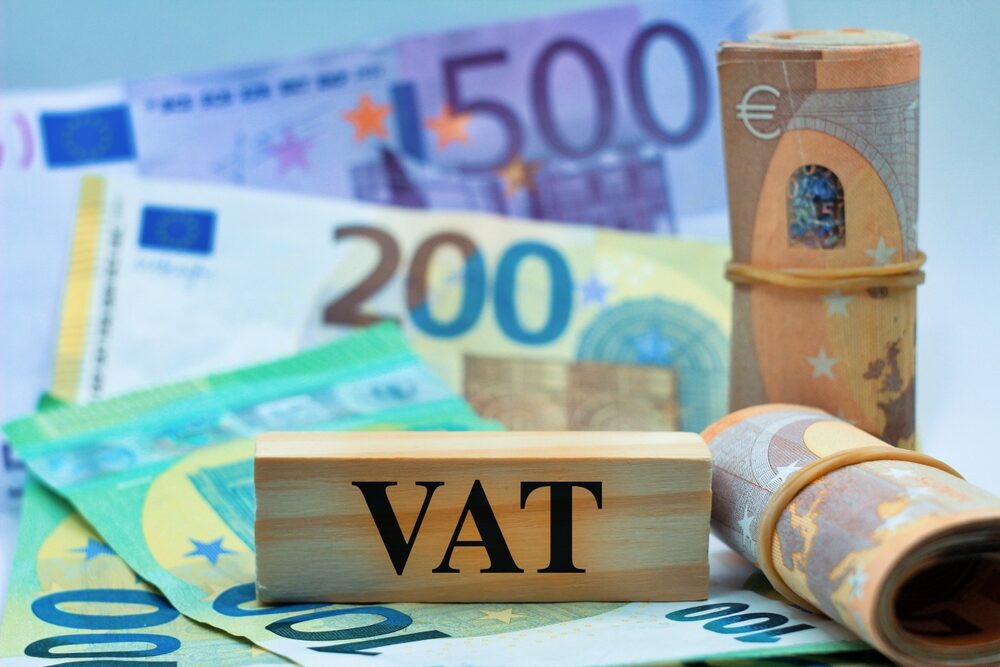EU向けVAT解説：基本ルールと申告のコツをわかりやすく解説！日本からヨーロッパへ早くて安く荷物を送れる海外輸送代行会社を紹介