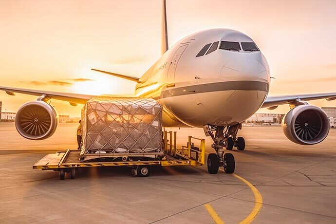 海外輸出代行のステップを初心者向けに分かりやすく解説！安く送れる海外輸送代行会社も紹介！